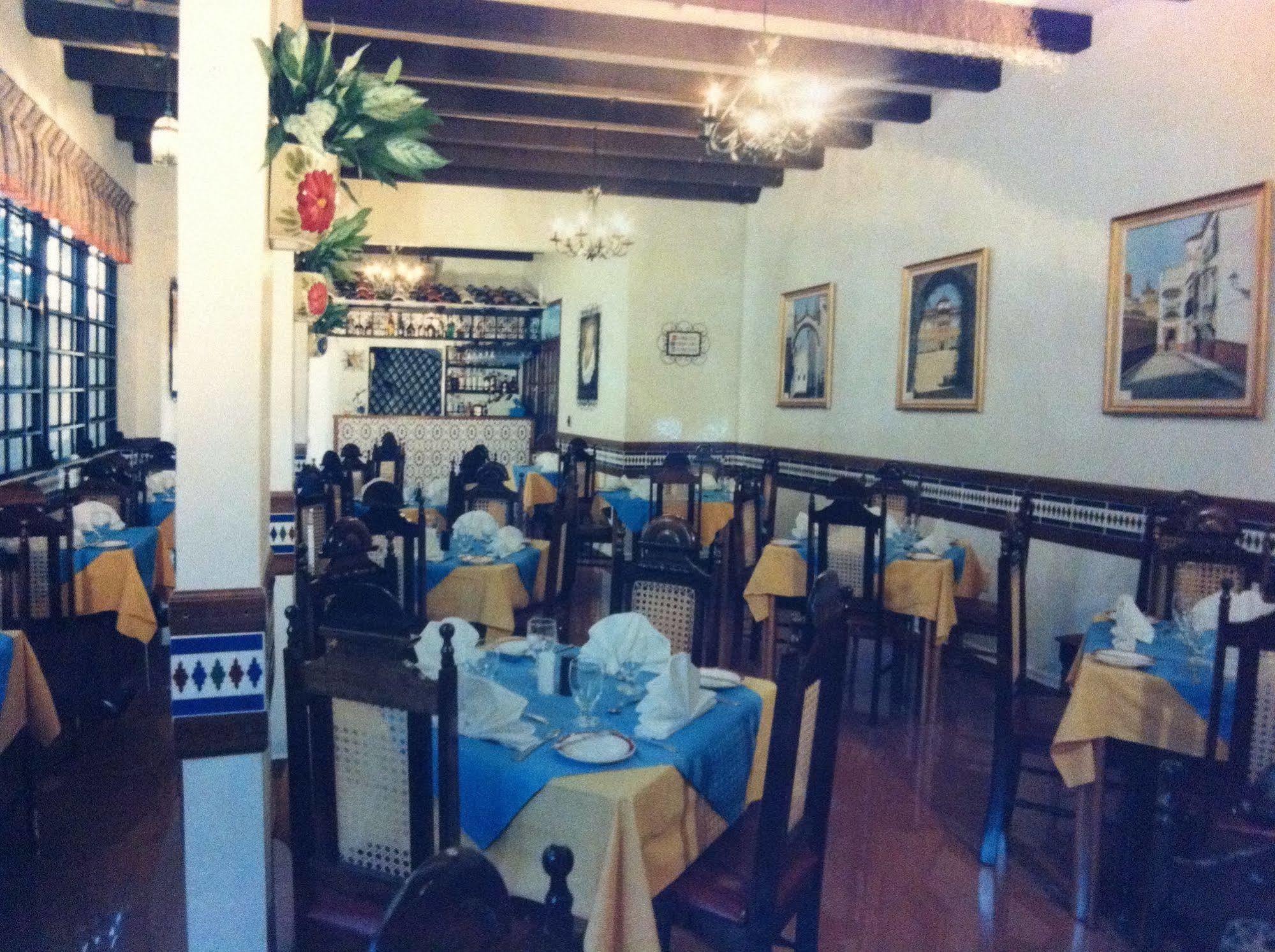 Hotel Iberia - San Juan Restaurant billede